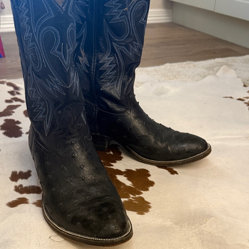 Black Cowboy Boots
